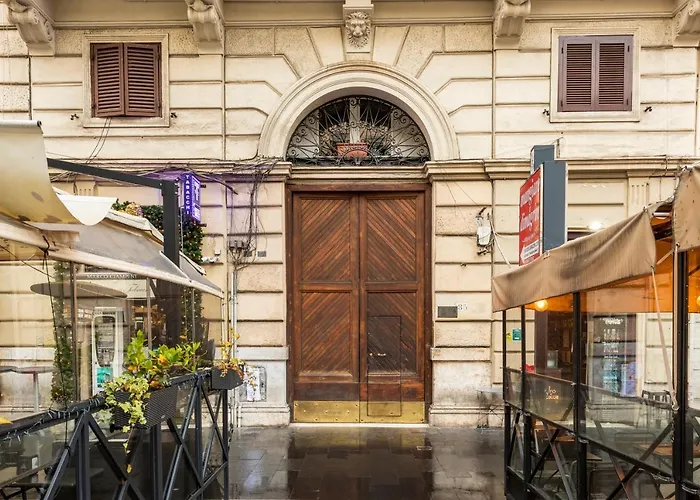 Luxury Apartment Cola